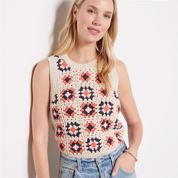 Evereve Sweaters Evereve Crochet Sweater Vest Poshmark